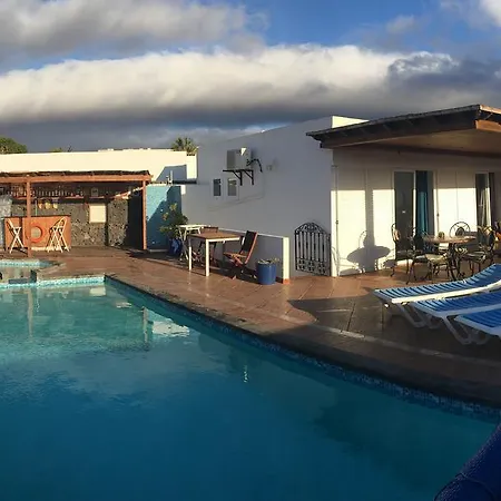 Villa Yaiza *
